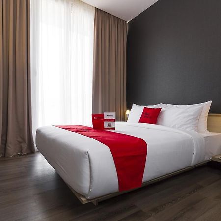 Reddoorz Plus Near Perbanas Dżakarta Zewnętrze zdjęcie